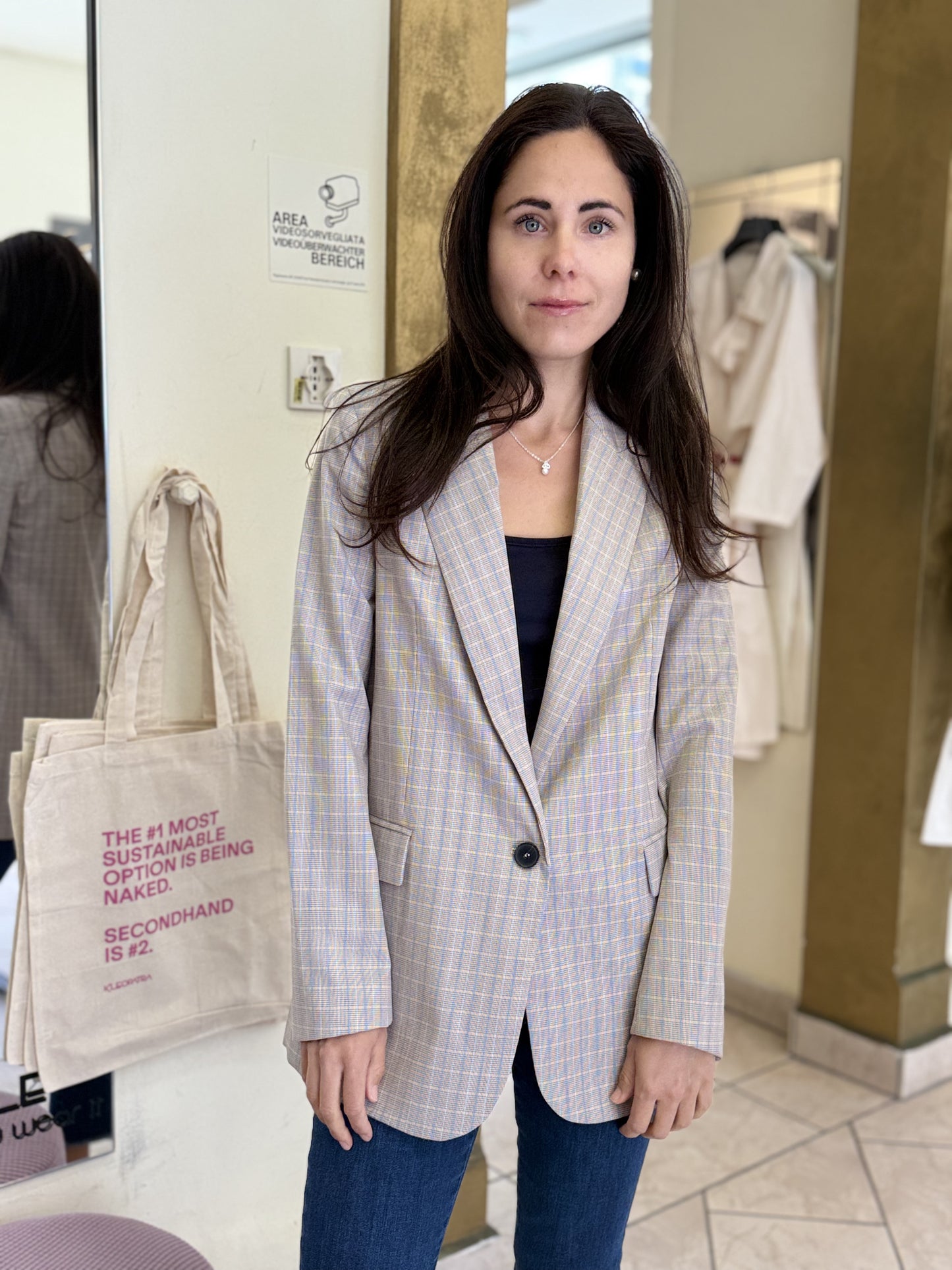 Blazer, Vicolo