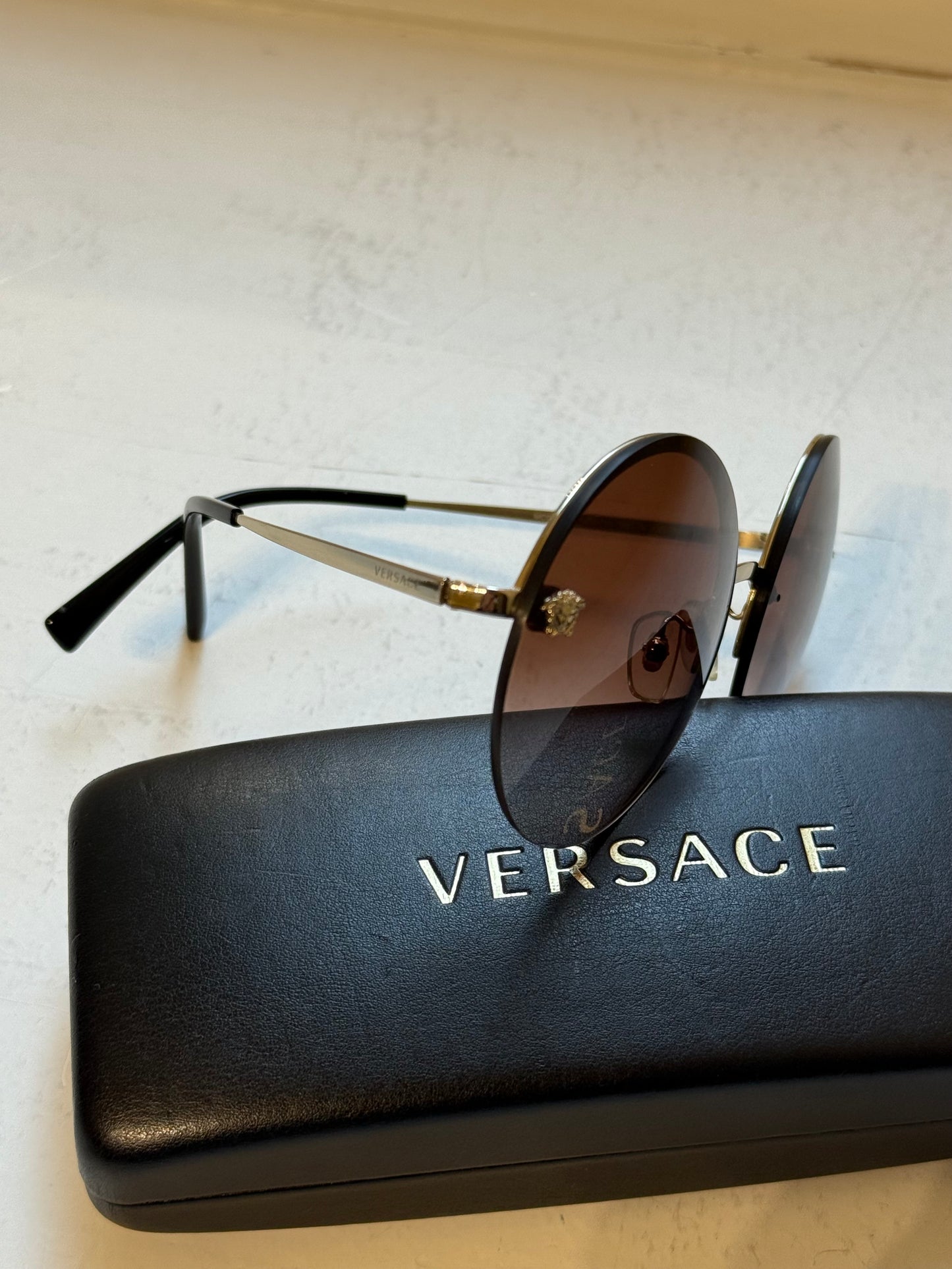 Occhiali da sole, Versace