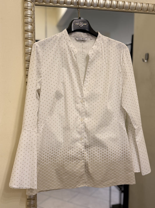 Camicia, Caliban
