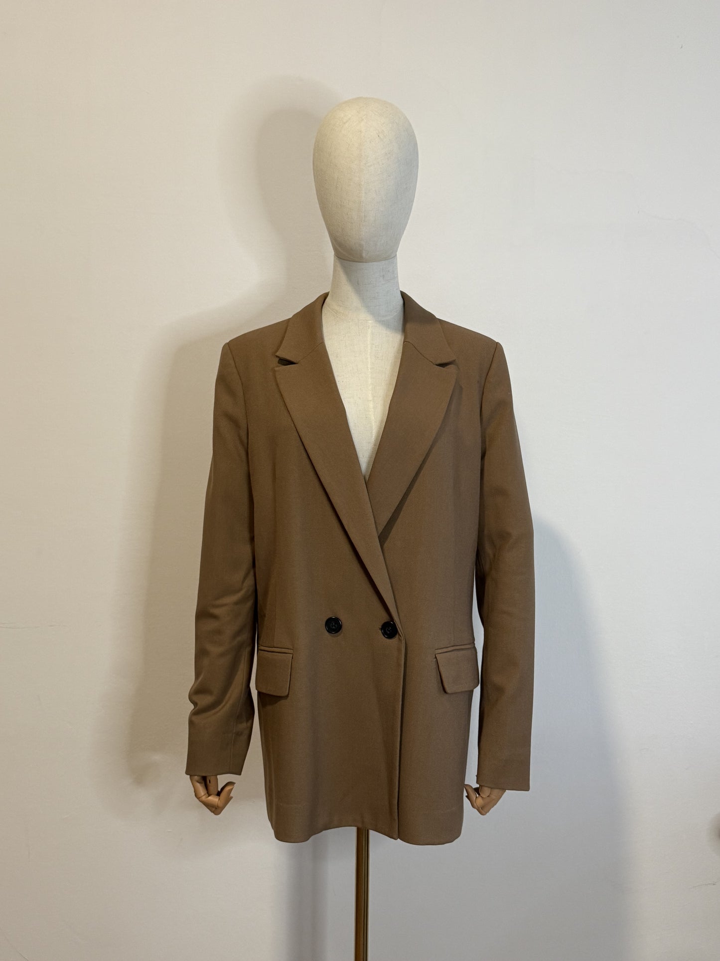 Blazer, Rue Bisquit