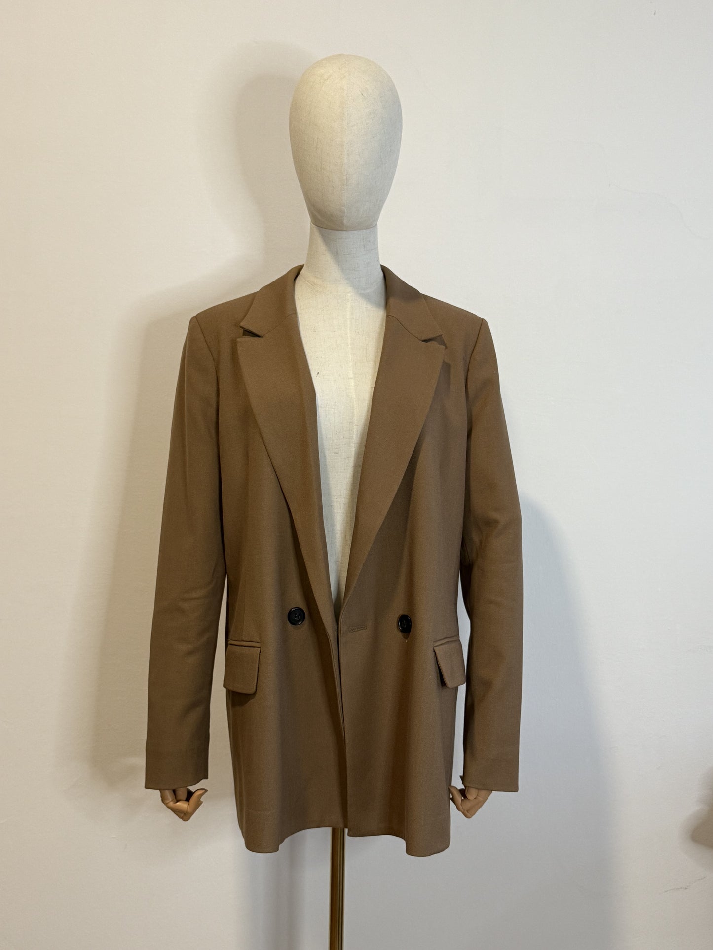 Blazer, Rue Bisquit